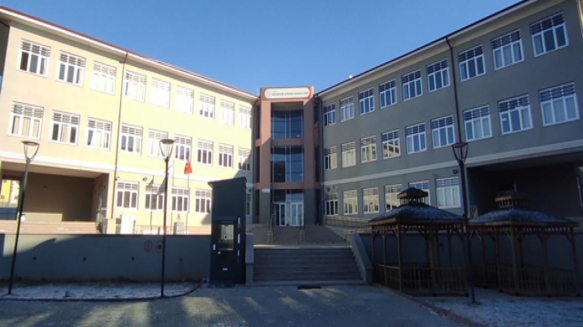 Çankırı Gazi Mesleki ve Teknik Anadolu Lisesi Fotoğrafı